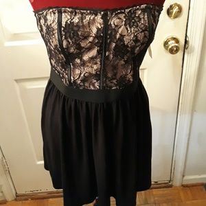 NWT Elle dress